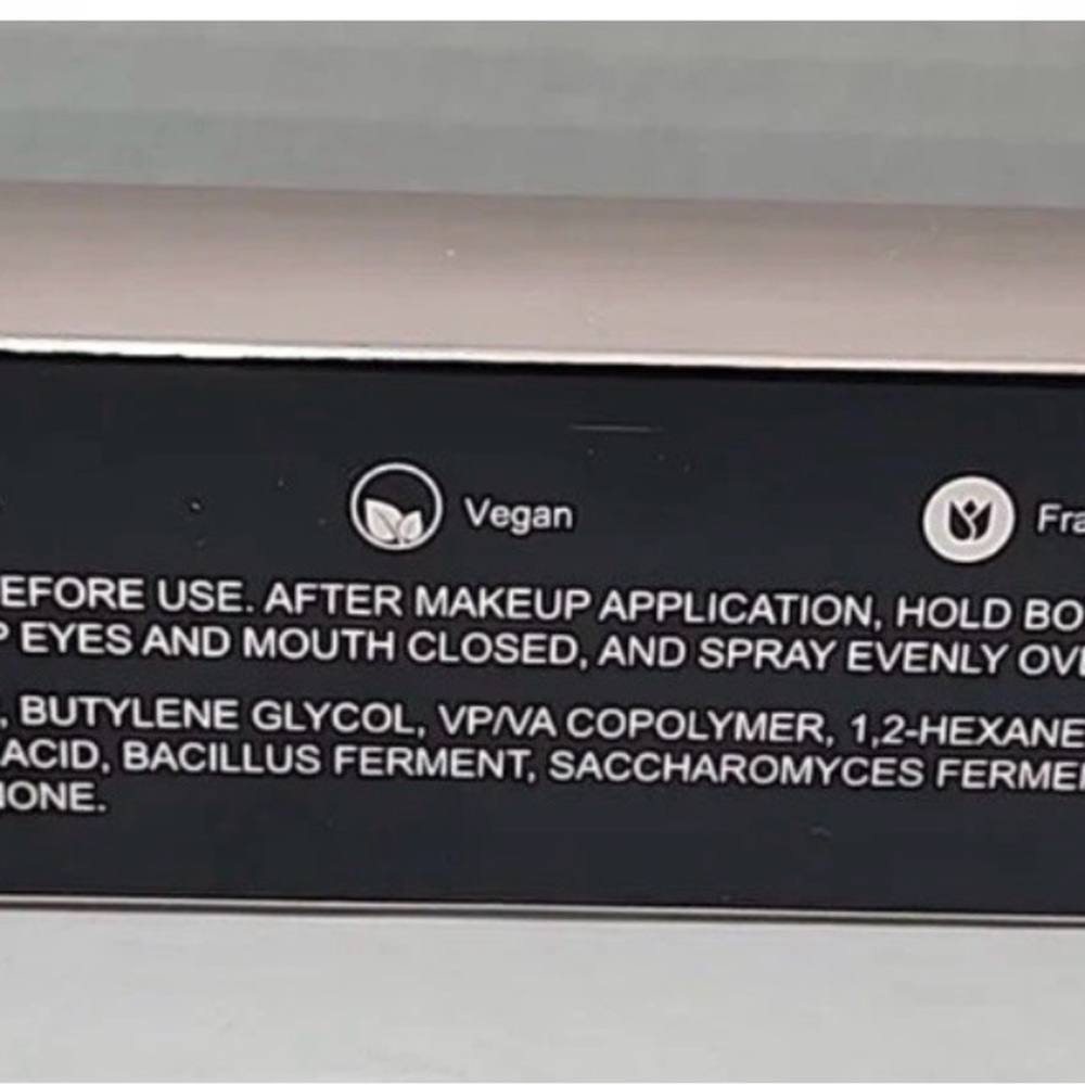 REALHER Hold On To Your Dream Probiotic Setting Spray - Picture 5 of 7
